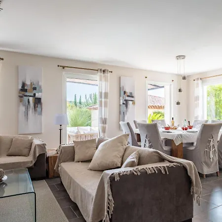 Aqui Sian Ben By Interhome Saint-Cyr-sur-Mer
